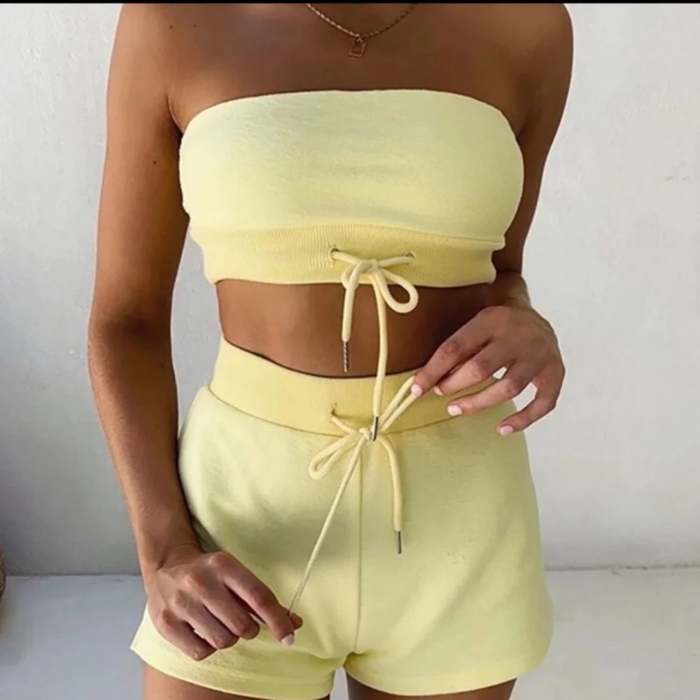Boutique Yellow Jogger Shorts set